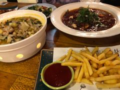 -爱啤精酿·民谣酒馆(滨江店)