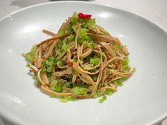 鸡蛋干芹菜-和记小菜(七宝店)
