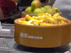 -龍歌自助小火锅(芝罘万达店)