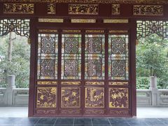 -汇龙潭