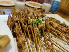 -范二妹独特烧烤夜宵城(宜宾总店)