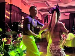 -LONG BAR 廊吧(外滩华尔道夫酒店)