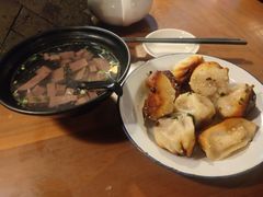 -舒蔡记生煎菜饭(云南中路店)