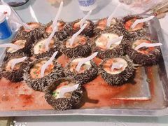 -三亚火车头万人海鲜广场