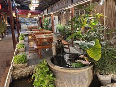 -三道苗苗鱼·美蛙黄辣丁(八里店)