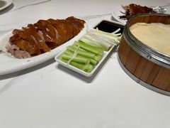 -梅利汴京烤鸭•开封豫菜地标店(东大街店)