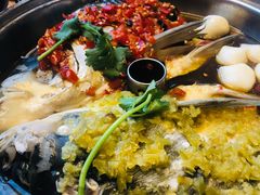 鸳鸯鱼头王-望湘园·湖南菜(宏伊店)