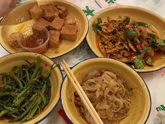 -东排食堂长沙小吃大排档(五一广场店)