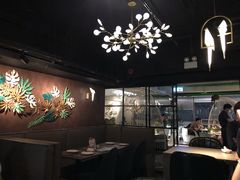 -Oasis Bar & Grill