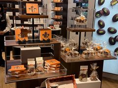 -Laderach 莱德拉(上海环贸iapm店)