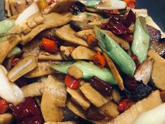 香辣双鲜菌-东方红酒楼(知春路店)