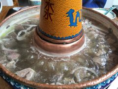 -毛辣果·贵州红酸汤牛肉火锅(西单店)