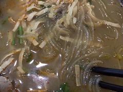 牛肉粉丝汤-牛煎里牛肉煎包淮南牛肉汤(广东路店)