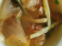 徽派腌笃鲜-自游人·美食一楼·地道徽菜(三十年名店)