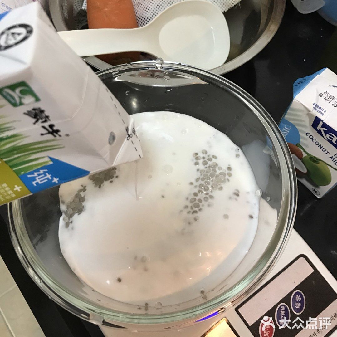 夏日手作清凉饮品の椰奶芒果西米捞