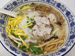 -云南建水·过桥米线