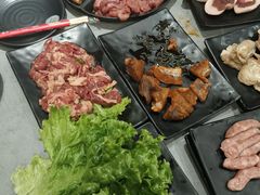 -啊美丽炭火烤肉(滑翔一店)