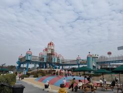 -季高兔窝窝亲子园(上海薰衣草公园店)