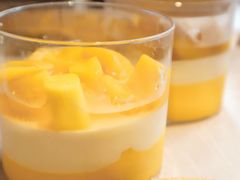 芒果慕斯杯-皇冠幸福里动物奶油生日蛋糕(万达店)