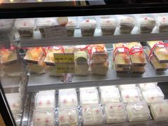 -红宝石·鲜奶小方·海派西点房(南翔店)