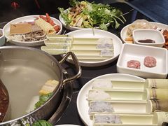 -魁牛·潮汕牛肉自助火锅(沈辽路万达店)