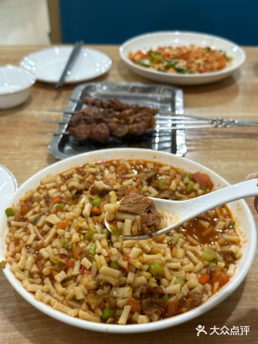 新疆食府(华龙店)图片