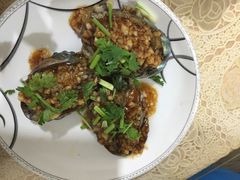 郭哥海鲜烧烤特色加工-桐盛祥小船海鲜本地菜(栈桥店)