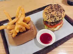 特制牛肉汉堡-EN SPACE恩空间