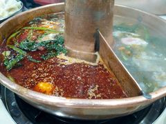 -楼外楼大刀肉传统火锅居(博学路店)