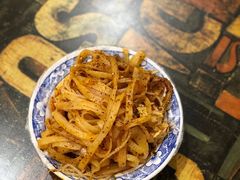 -牡丹广场薛栓子擀面皮大王