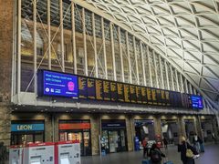 -九又四分之三站台