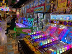 -卡通尼乐园(天一广场店)