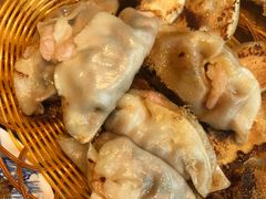 -阿洪锅贴王(小吃城店)