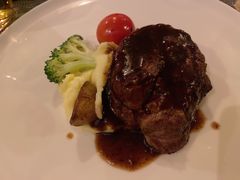 -WOLFGANG PUCK KITCHEN & BAR(迪士尼小镇店)
