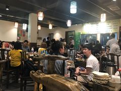 大堂-肖肖酸萝卜鱼火锅(总店)