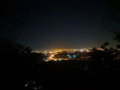 -鬼笑石后山停车场