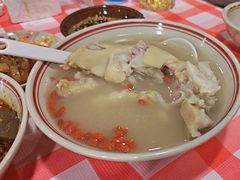 -老方桌烂蹄花川菜馆(九龙坡店)