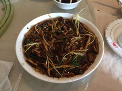 响油鳝糊-锦绣天堂大酒店