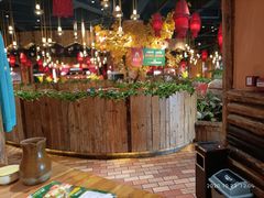 -老滇山寨•云南特色菜•地方菜•民族风情歌舞表演(金碧店)