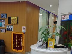 -雅悦齿科(顾村公园店)