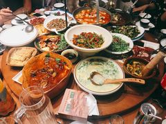 -老滇山寨•云南特色菜•地方菜•民族风情歌舞表演(金碧店)