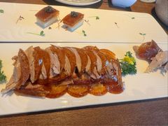 酥香鱼子酱烤鸭-北京老铺烤鸭(老城根店)