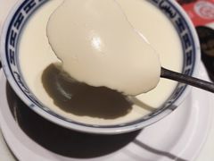 -新大咀港式茶餐厅(宝山万达店)