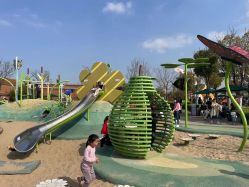 -季高兔窝窝亲子园(上海薰衣草公园店)