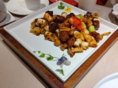 山菌葱爆雪花牛肉-尚一汤·粤菜海鲜(环球港店)