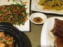 -新东源国际酒店·新东源食坊(沙井店)