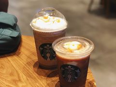 -星巴克(成都东站店)