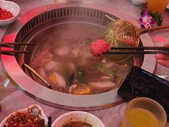 -三头牛·潮汕牛肉生蚝火锅 (夏湾店)