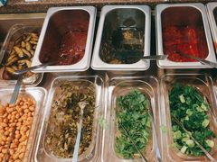 -灵芝妹子海鲜米线(瓦房店新玛特店)