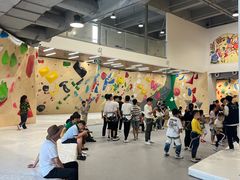 -ROCKPLUS攀岩馆(环宇城店)